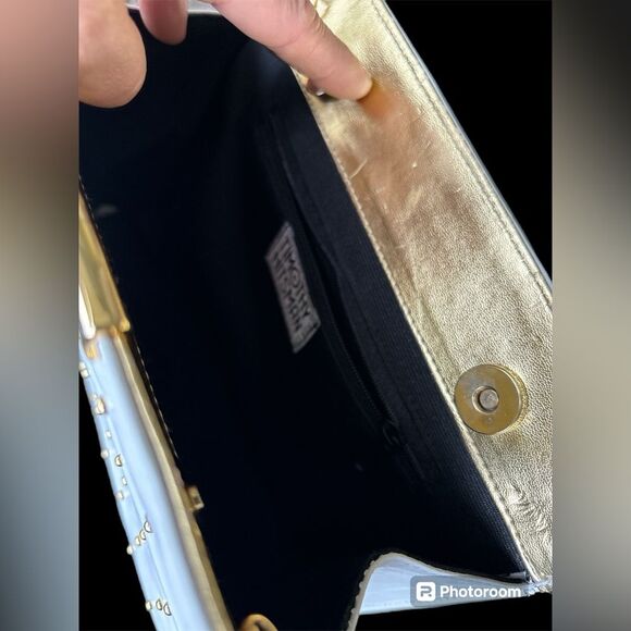 Vintage Timothy Hitsman White & Gold Purse - Crossbody with Gold Chain - Picture 7 of 7